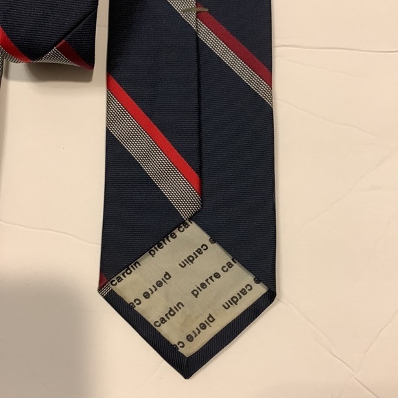 𝅺PIERRE Cardin Vintage Silk Ties- 2 for sale - Picture 4 of 10